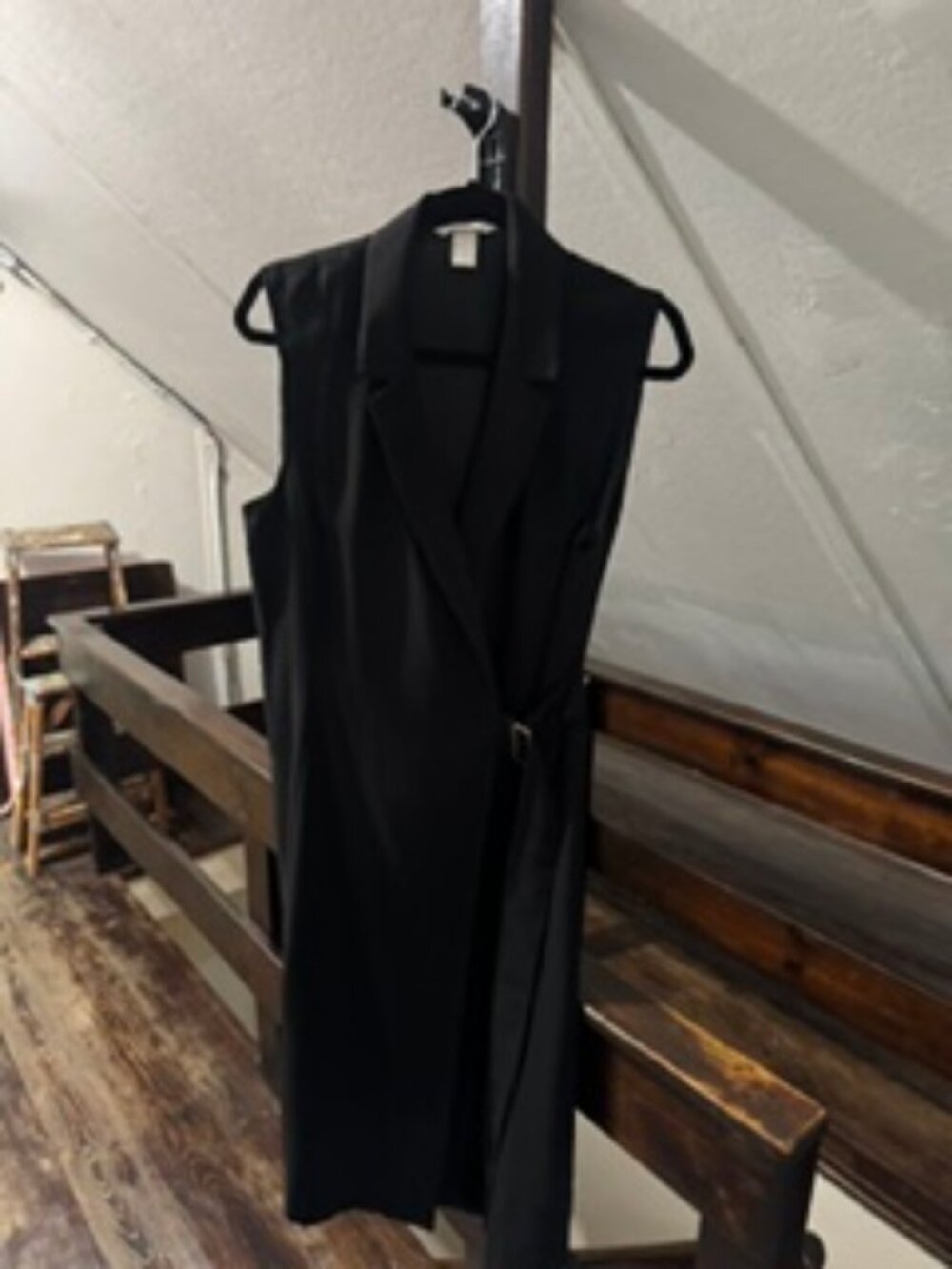 H&M Black Belted Sleeveless Tuxedo Dress Knee-Length | Size L